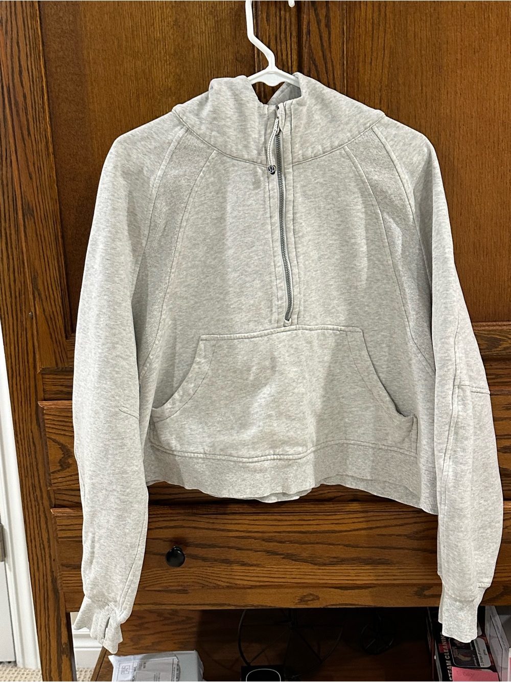 lululemon athletica Scuba Heather Gray Half-Zip Hooded Pullover Flaw Read **